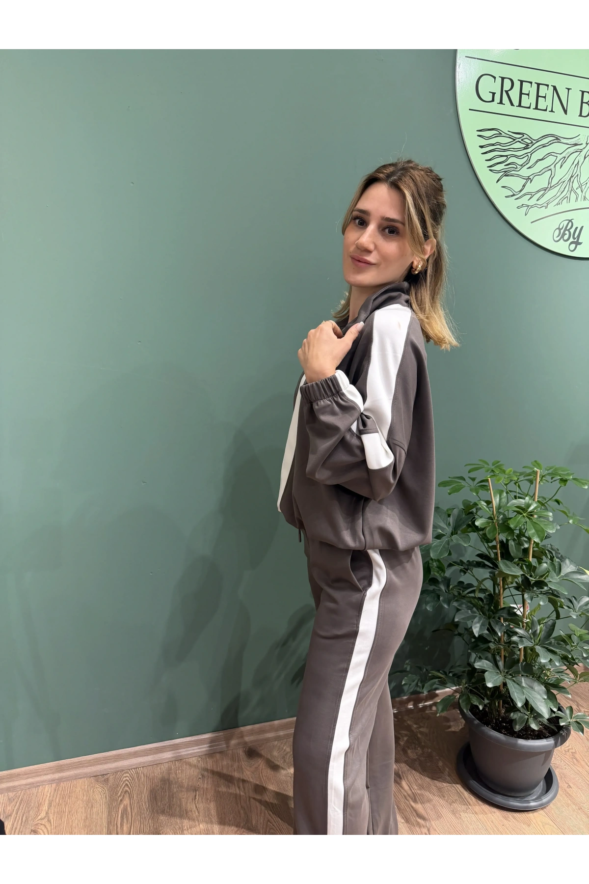 Modal Kumaş Yan Şerit Detaylı Eşofman Takım Füme