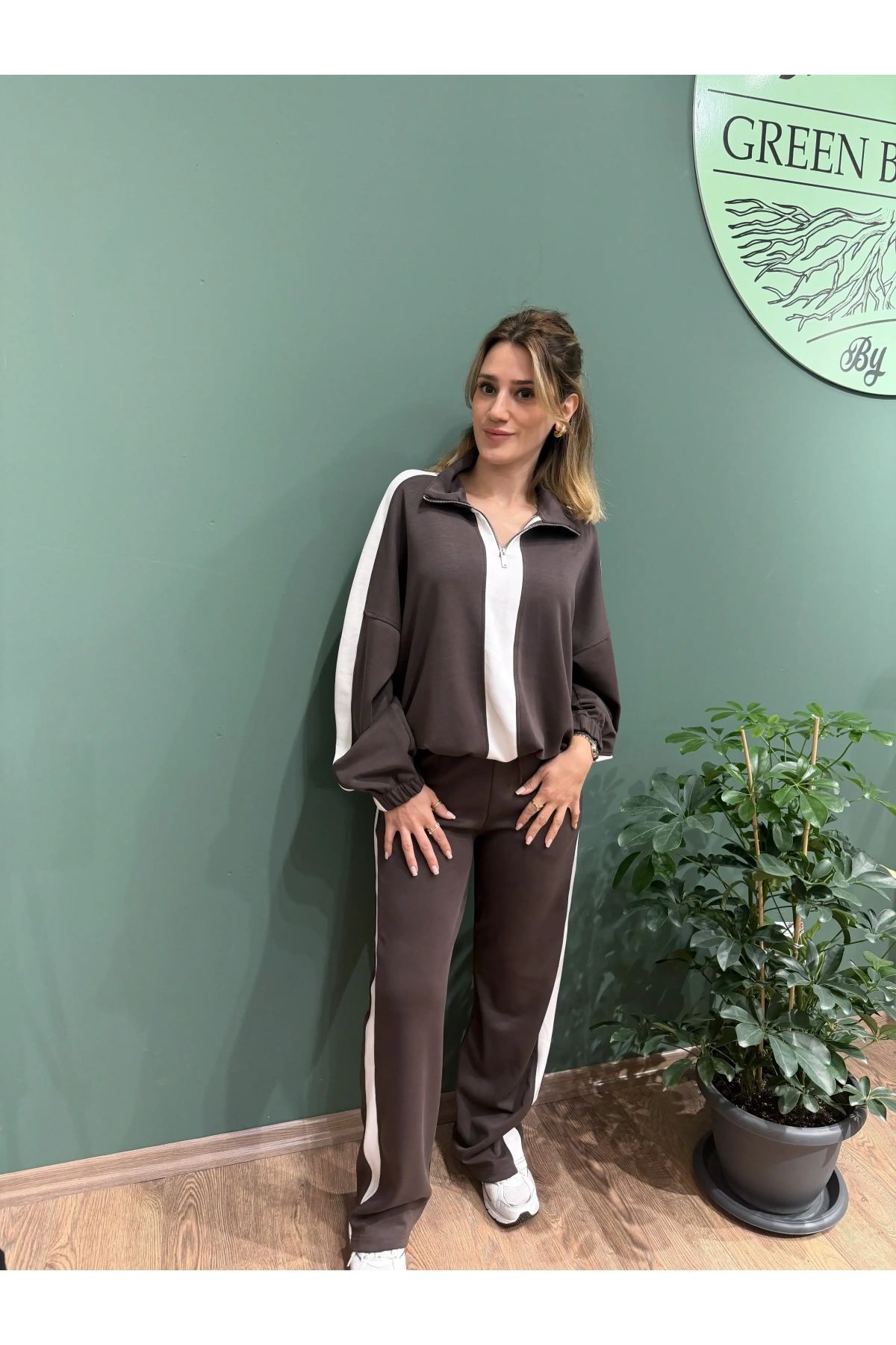 Modal Kumaş Yan Şerit Detaylı Eşofman Takım Kahverengi