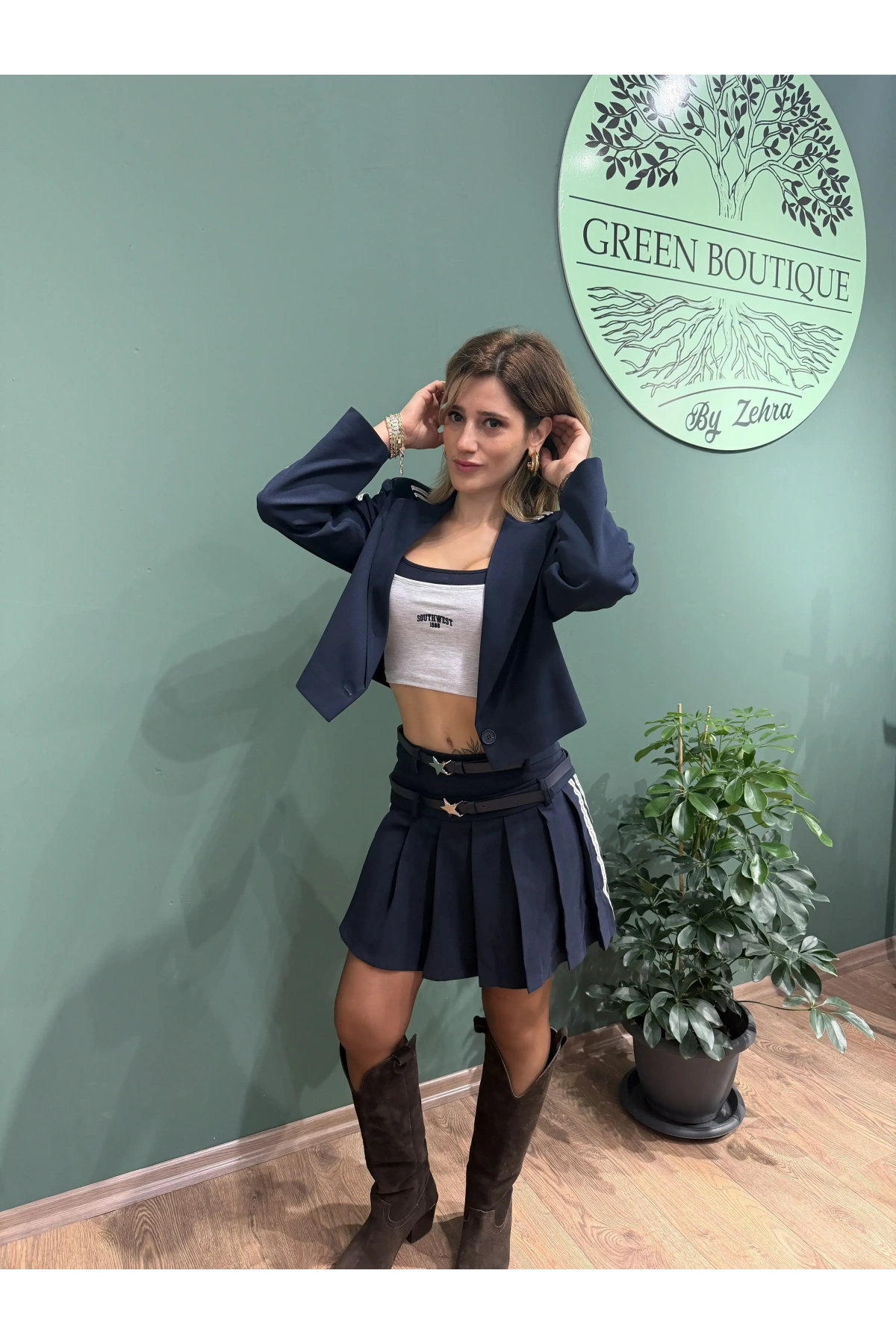 Yazı Şeritli Kemerli Pileli Mini Etek Lacivert