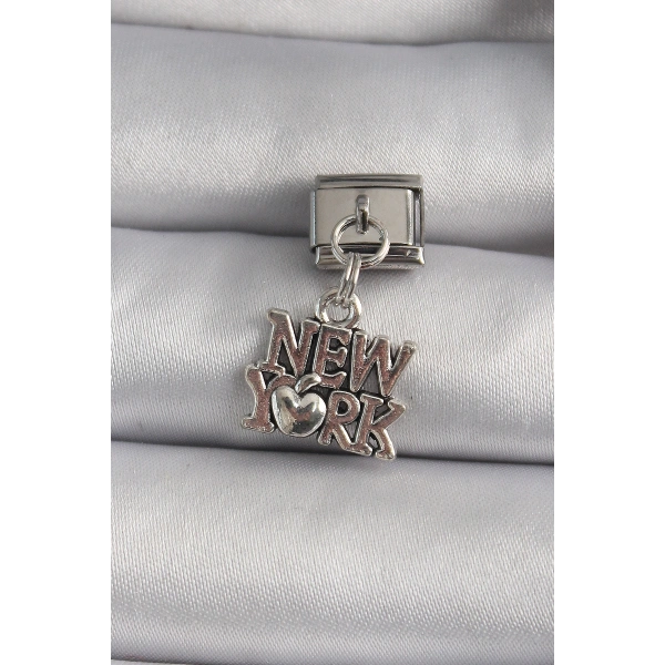 316L Çelik Gümüş Renk Sallantı New York Yazı Model Nomination Charm