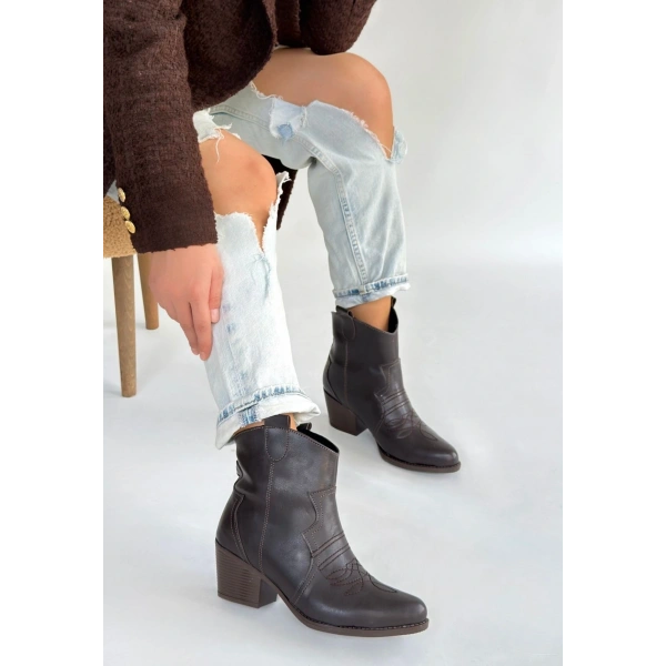 Akver Acı Kahve Cilt Topuklu Bot