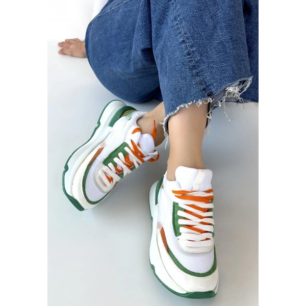 Aleh Beyaz Cilt Yeşil Detaylı Çift Bağcıklı Spor Ayakkabı