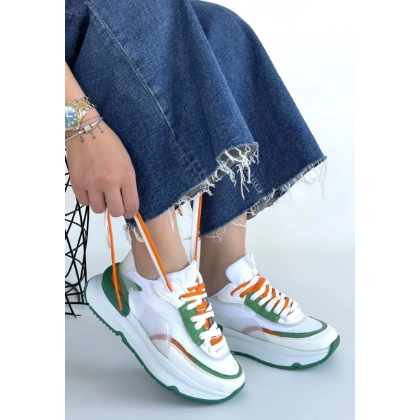 Aleh Beyaz Cilt Yeşil Detaylı Çift Bağcıklı Spor Ayakkabı