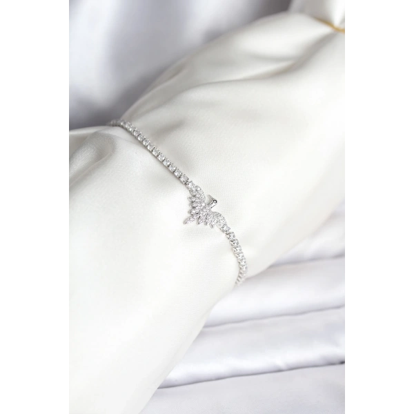 Anka Kuşu Model Zirkon Taşlı Gümüş Renk Pirinç Su Yolu Kadın Bileklik