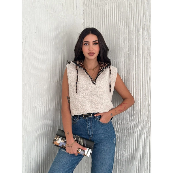 Astarlı kapşonlu kuzu yelek beyaz t1243