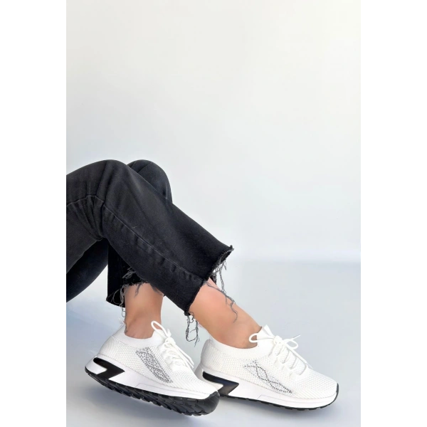 Belan Beyaz Triko Bağcıklı Spor Ayakkabı