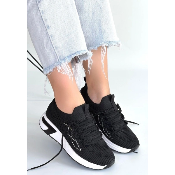 Belan Siyah Triko Bağcıklı Spor Ayakkabı