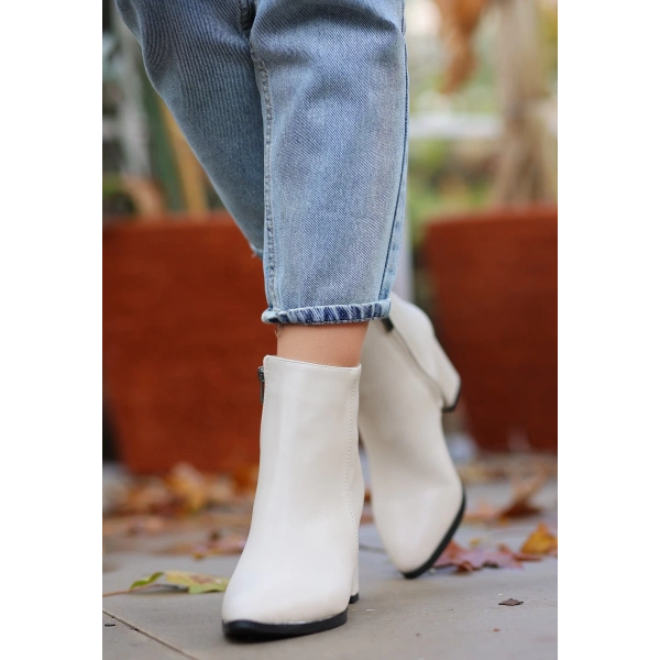 Biya Bej Cilt Topuklu Bot