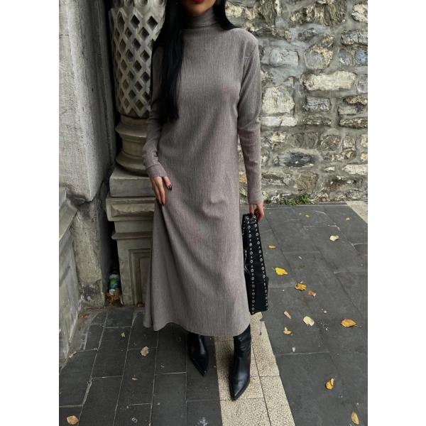 Boğazlı kalın bürümcük uzun elbise vizon