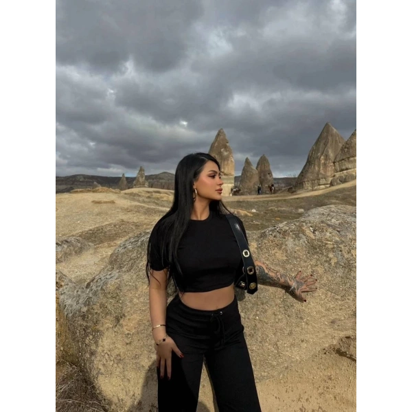 Bol paça pantolonlu alt üst takım