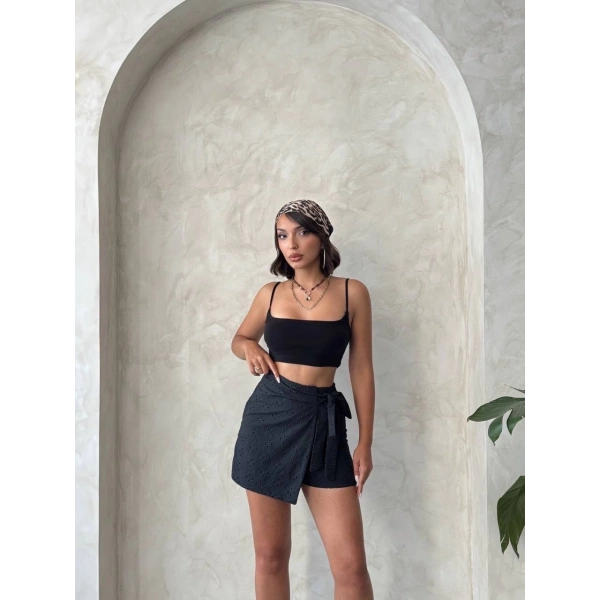 Brodeli şort etek s255075