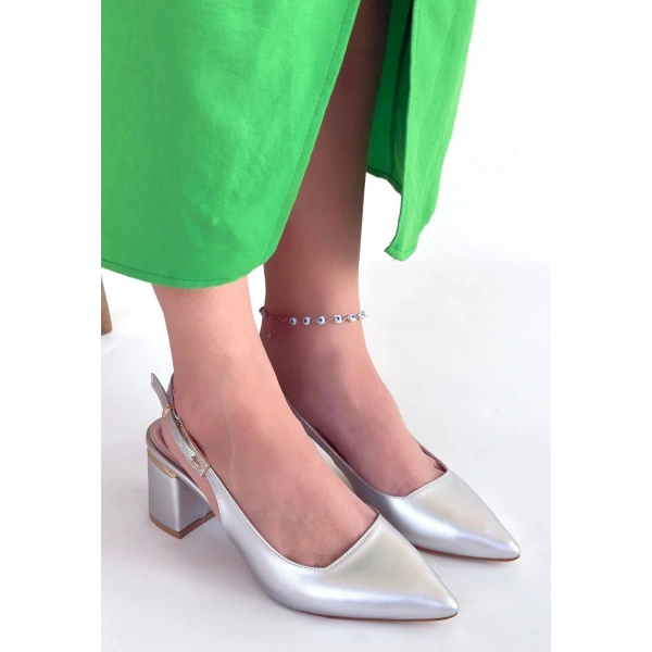 Buant Gümüş Cilt Topuklu Ayakkabı