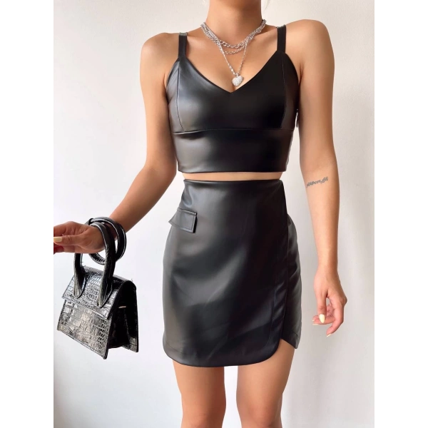 Cep detaylı oval kapaklı deri etek siyah h240048