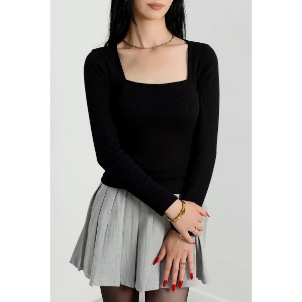 Çerçeve yaka kaşkorse bluz siyah