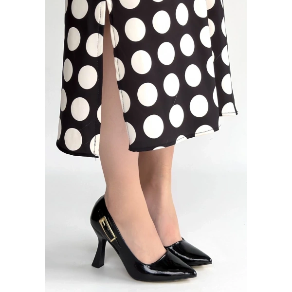 Cerin Siyah Rugan Topuklu Ayakkabı