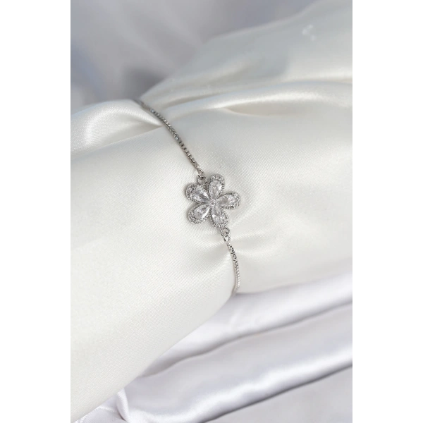 Çiçek Model Asansörlü Gümüş Renk Kadın Bileklik