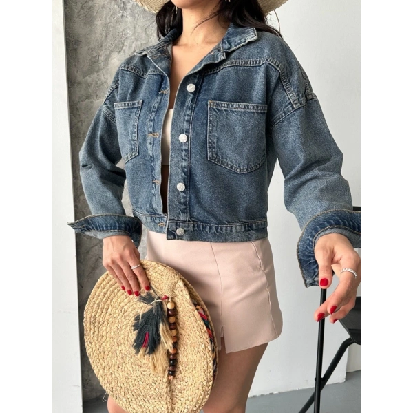 Çift cepli kol katlamalı kar yıkama crop kot ceket kahve tint d2000