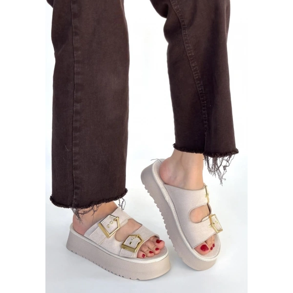 Coer Bej Süet Çift Tokalı Terlik