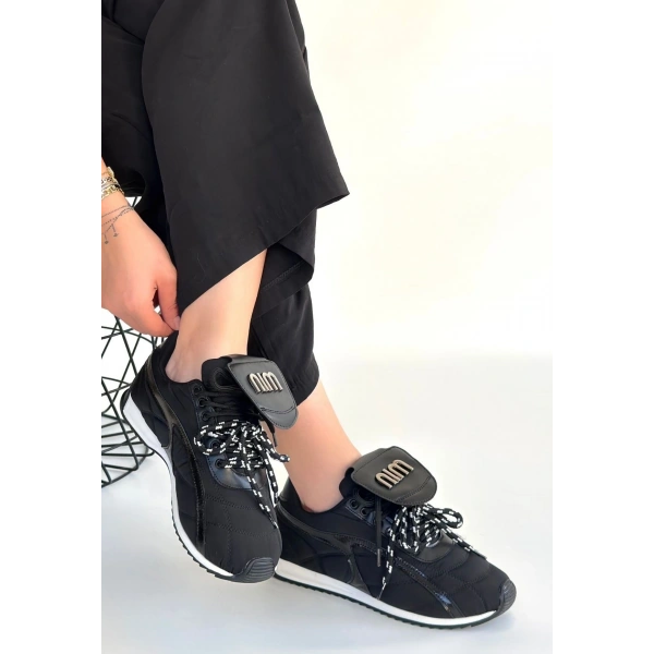 Dissa Siyah Cilt Bağcıklı Paraşüt Detaylı Spor Ayakkabı