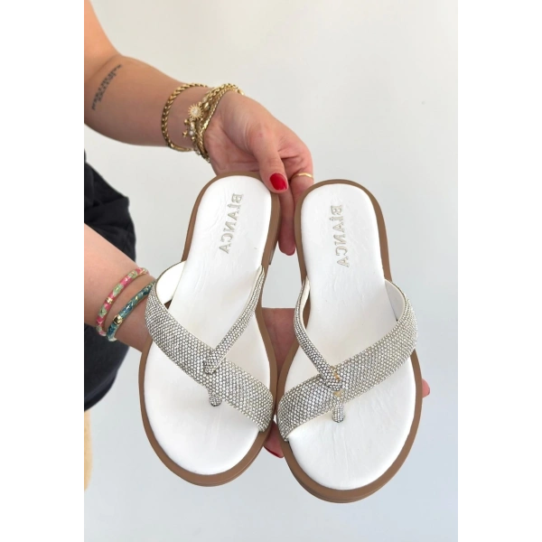 Eday Gümüş Boncuk İşlemeli Terlik