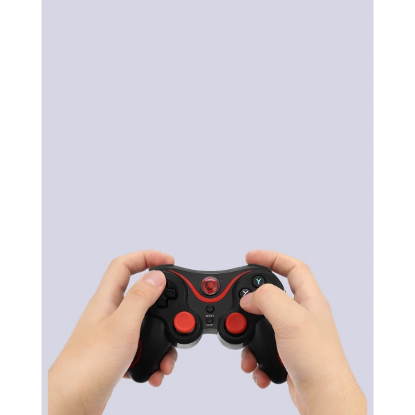 Ergonomik Tasarımlı Çok Yönlü Wireless Gamepad