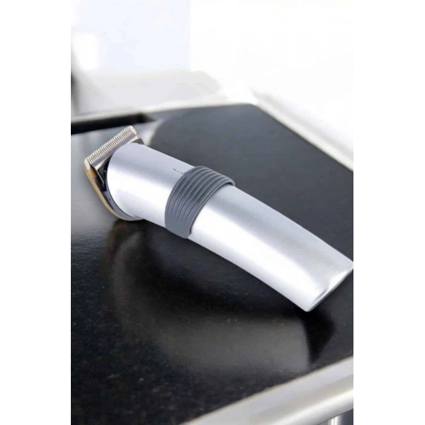 Erkeklere Özel Şarjlı Saç ve Sakal Kesme Tıraş Makinesi Seti