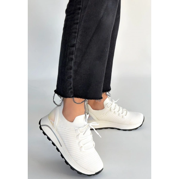 Feort Beyaz Triko Bağcıklı Spor Ayakkabı