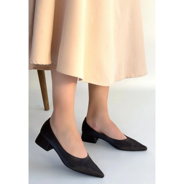 Ferla Acı Kahve Cilt Topuklu Ayakkabı