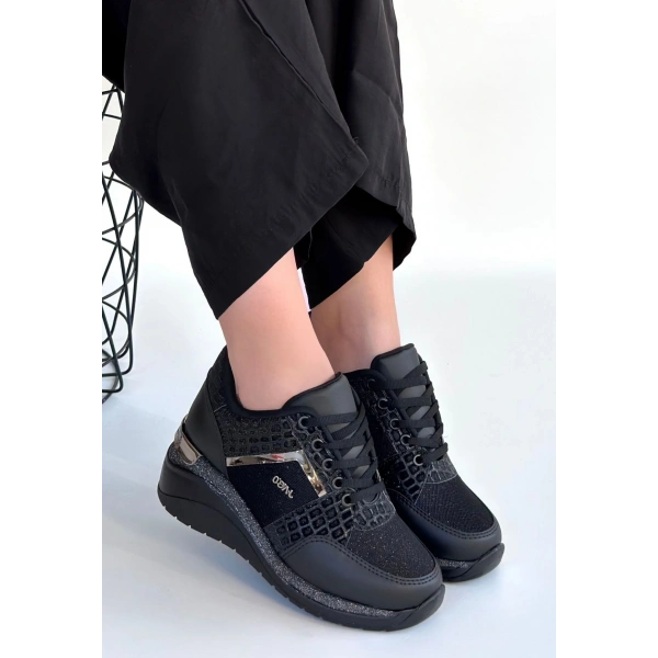 Geja Siyah Cilt Bağcıklı Spor Ayakkabı