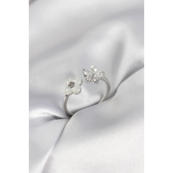 Gümüş Renk Sedefli Çiçek Model Kadın Yüzük