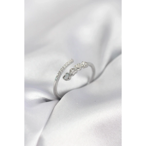 Gümüş Renk Zirkon Taşlı Minimal Kalp Model Kadın Yüzük
