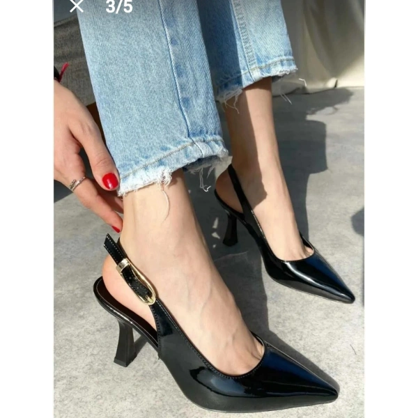 Hies Siyah Rugan Topuklu Ayakkabı