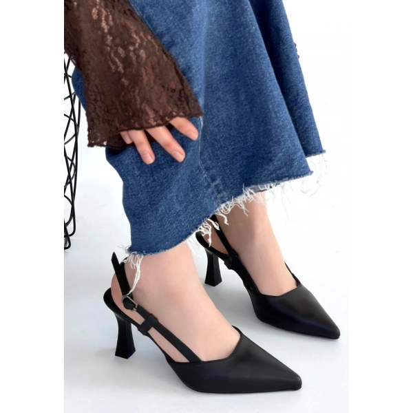 Hoost Siyah Cilt Topuklu Ayakkabı