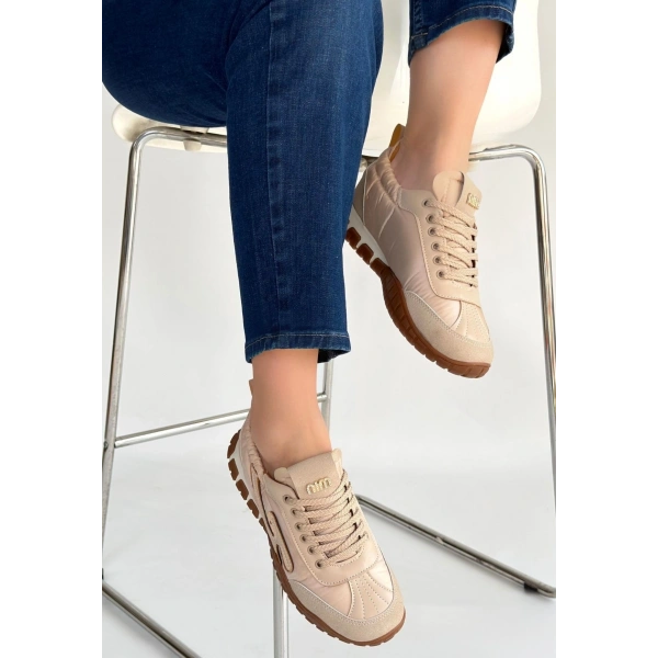 Huer Bej Nubuk Bağcıklı Spor Ayakkabı