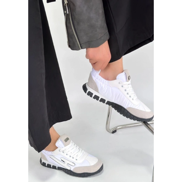 Huer Beyaz Nubuk Bağcıklı Spor Ayakkabı