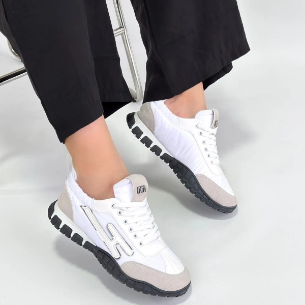 Huer Beyaz Nubuk Bağcıklı Spor Ayakkabı