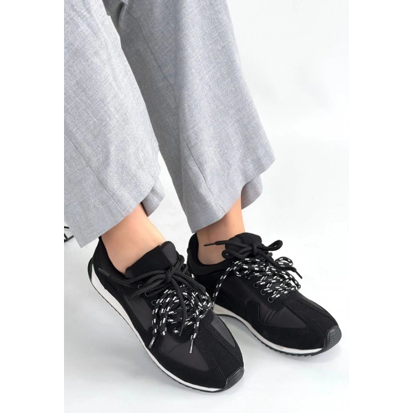 Jeat Siyah Nubuk Bağcıklı Spor Ayakkabı