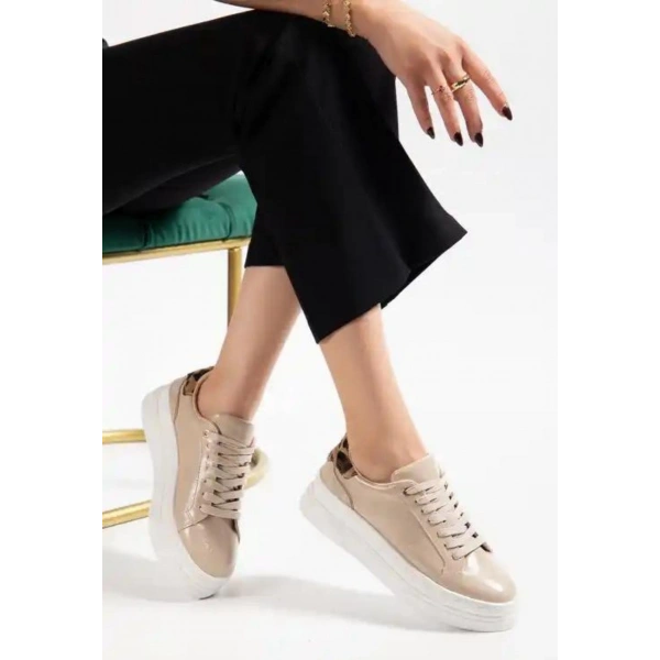 Jetan Bej Rugan Bağcıklı Spor Ayakkabı