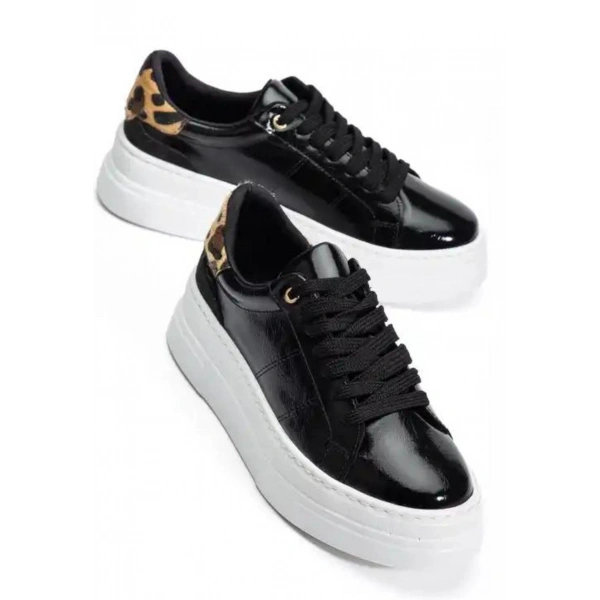 Jetan Siyah Rugan Bağcıklı Spor Ayakkabı