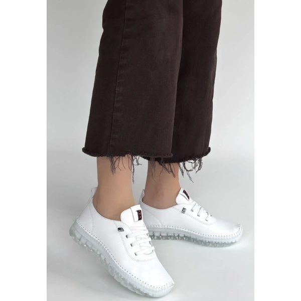 Jiten Beyaz Deri Bağcıklı Spor Ayakkabı