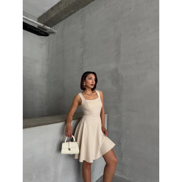 Kadın kare yaka kısa elbise s251188