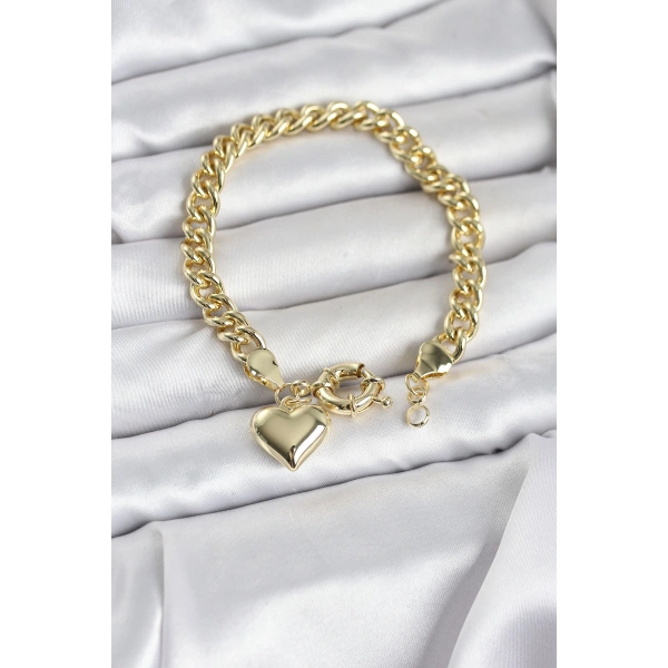Kalp Detaylı Gold Renk Pirinç Kadın Bileklik
