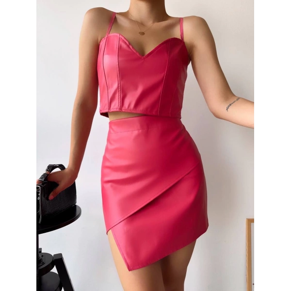 Kapaklı asimetrik model deri etek pembe s240106