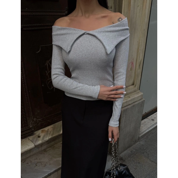Kelebek yaka uzun kol bluz Gri