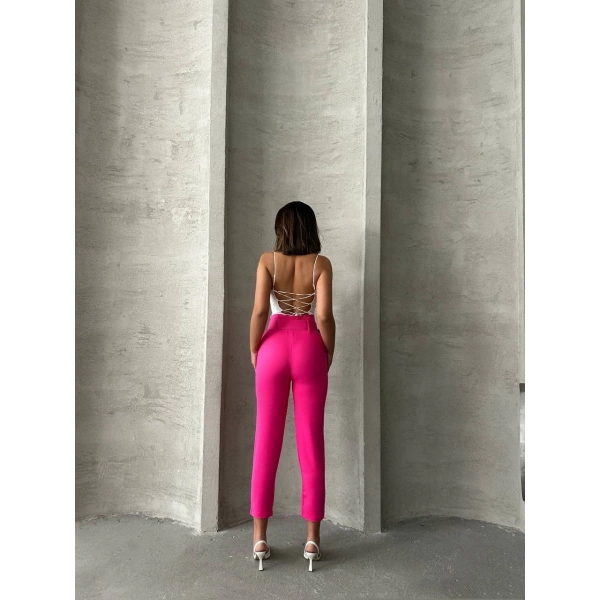 Kemerli havuç pantolon