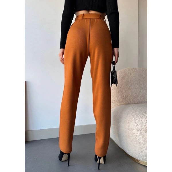 Kendinden kemerli triko pantolon camel