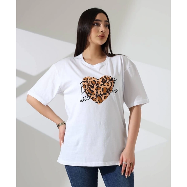 Leopar kalp baskılı tişört