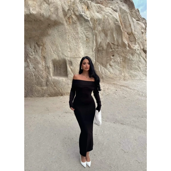 Madonna yaka esnek kumaş elbise siyah