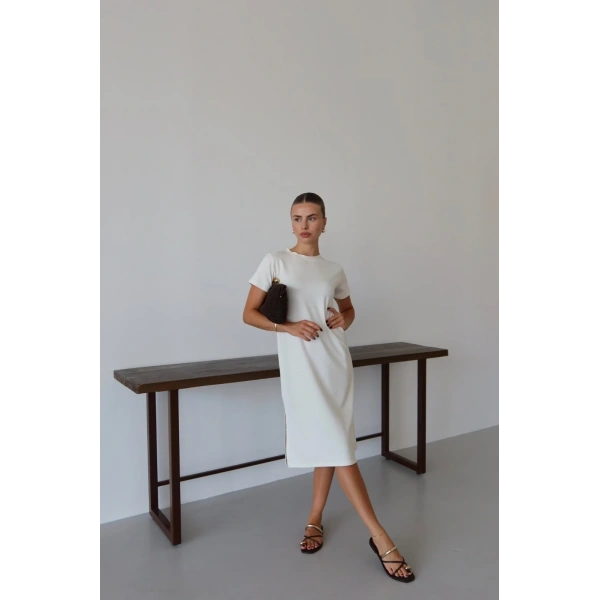 Modal yırtmaçlı elbise beyaz pt