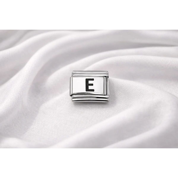 Nomination Uyumlu E Harfi Charm – Çelik Harfli Bileklik Aksesuarı ,Kişiye Özel Modüler Takı